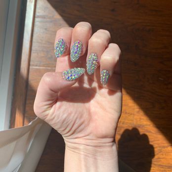 Malibu Nail Spa - Blinged out by Minh - Nail Salons Near Me - Valencia, California Malibu Nail Spa - Blinged out by Minh - Nail Salons Near Me - Valencia, California