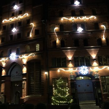 Romantik Hotel Scheelehof - Giebelfront zur Weihnachtszeit 2017 - Hotels Near Me - Stralsund, MV Romantik Hotel Scheelehof - Giebelfront zur Weihnachtszeit 2017 - Hotels Near Me - Stralsund, MV