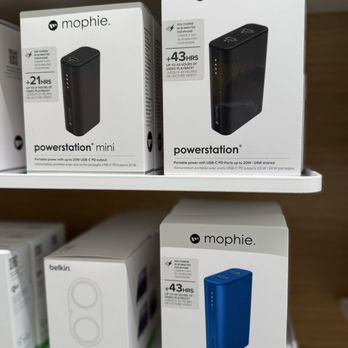 Apple - Electronics Near Me - Miami, Florida