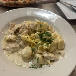 Fiocchetti Di Pera Al Tartufo