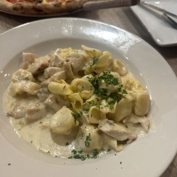 Pizzarello - Fiocchetti di Pera al Tartufo - Pizza Near Me - Miami, Florida Pizzarello - Fiocchetti di Pera al Tartufo - Pizza Near Me - Miami, Florida