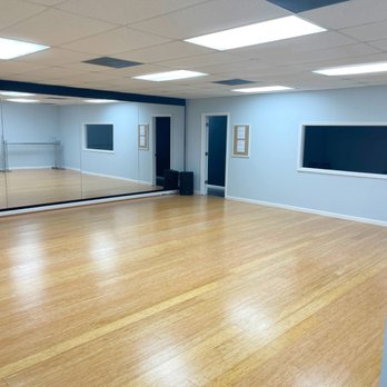 NS Dance Academy - Studio B - Dance Studios Near Me - Brentwood, Tennessee NS Dance Academy - Studio B - Dance Studios Near Me - Brentwood, Tennessee