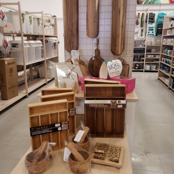 Beall's Outlet Store - Women's Clothing Near Me - Sun City West, Arizona