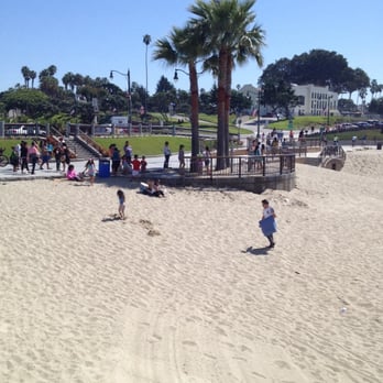 Redondo Beach Pier - Gorgeous beach, many children running around - Souvenir Shops Near Me - Redondo Beach, California Redondo Beach Pier - Gorgeous beach, many children running around - Souvenir Shops Near Me - Redondo Beach, California