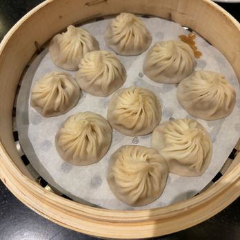 Din Tai Fung - Crab & Kurobuta Pork Xiao Long Bao (10 each) - Taiwanese Near Me - Arcadia, California Din Tai Fung - Crab & Kurobuta Pork Xiao Long Bao (10 each) - Taiwanese Near Me - Arcadia, California