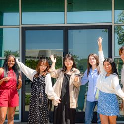 AOI College of Languages - AOI has an amazing community! We are always ready to help each other!