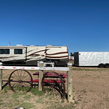 Longhorn RV Park - Plenty of room! - RV Parks Near Me - Alanreed, Texas
