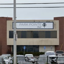 Park Pointe Hotel - Exterior