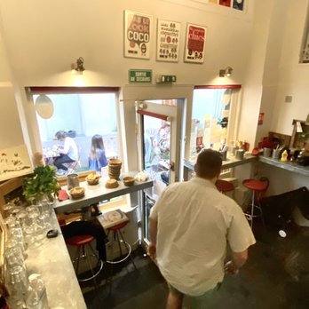 Eggs & Co - Inside - downstairs - Breakfast & Brunch Near Me - Paris, 75