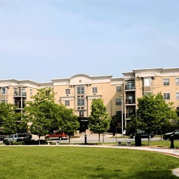 Lake Bluff Condos - Apartments Near Me - Milwaukee, Wisconsin Lake Bluff Condos - Apartments Near Me - Milwaukee, Wisconsin