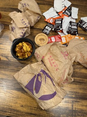 Taco Bell - Live Más Café by null