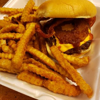 Ring Your Bell q 13 Photos 21 Reviews Barbeque Clovis Ca Restaurant Reviews Phone Number Yelp