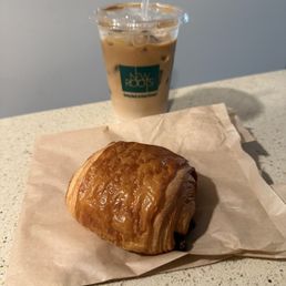 Pain Au Chocolat