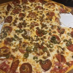 Kali's Pizza - Wow what a delightful little pizza place!! Delicious