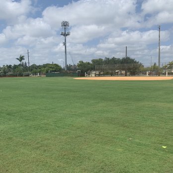 Mickel Park - Parks Near Me - Wilton Manors, Florida