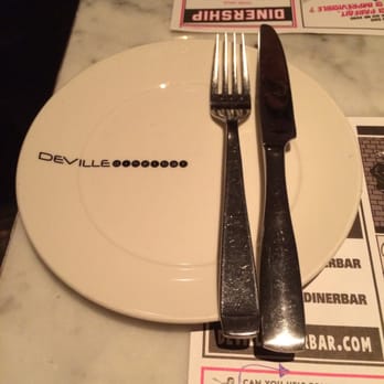 Deville Dinerbar - Diners Near Me - Montreal, Quebec Deville Dinerbar - Diners Near Me - Montreal, Quebec