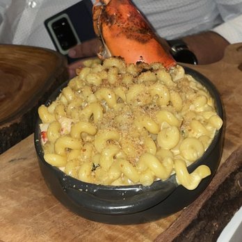 Warren - Lobster Mac n cheese - Whiskey Bars Near Me - Delray Beach, Florida Warren - Lobster Mac n cheese - Whiskey Bars Near Me - Delray Beach, Florida