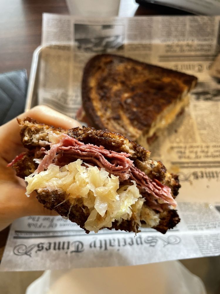 THE ALCOVE 68 Photos & 61 Reviews 875 Greentree Rd, Pittsburgh, PA