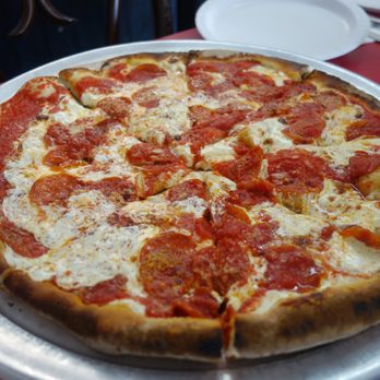 Totonno's - Pepperoni Pie @endoedibles on Instagram for more - Pizza Near Me - Brooklyn, New York Totonno's - Pepperoni Pie @endoedibles on Instagram for more - Pizza Near Me - Brooklyn, New York
