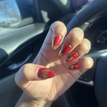 In Style Nails - By Holly - Nail Salons Near Me - Woodland, California