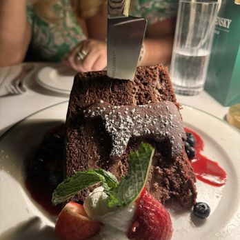 Smith & Wollensky - Miami Beach - Steakhouses Near Me - Miami Beach, Florida Smith & Wollensky - Miami Beach - Steakhouses Near Me - Miami Beach, Florida