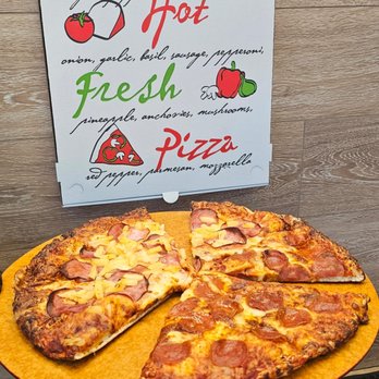 Pizza At Ridge - Classic Pepperoni - Pizza Near Me - Redmond, Washington