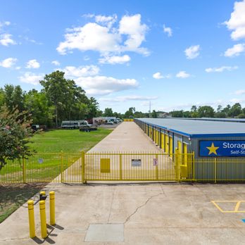 Storage Star - Self Storage Near Me - Tomball, Texas