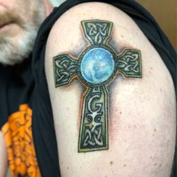 Covering a thirty year old tattoo that I had outgrown.