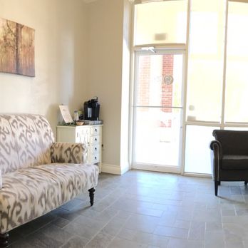 Enclave Dental - The waiting area. Small, cozy, but usually chilly from the a/c. Better too cool than too warm! - Pediatric Dentists Near Me - Southlake, Texas Enclave Dental - The waiting area. Small, cozy, but usually chilly from the a/c. Better too cool than too warm! - Pediatric Dentists Near Me - Southlake, Texas