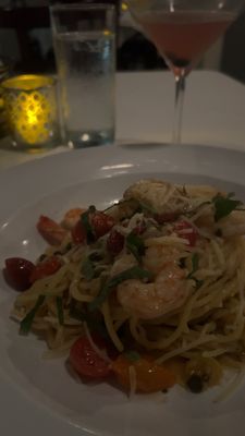 Nino's by null