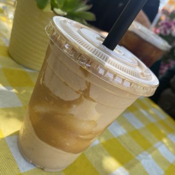 Superburger - Peanut butter and chocolate shake - Burgers Near Me - Santa Rosa, California
