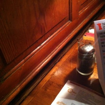 The Old Spaghetti Factory - Filthy walls! - Italian Near Me - Riverside, California The Old Spaghetti Factory - Filthy walls! - Italian Near Me - Riverside, California