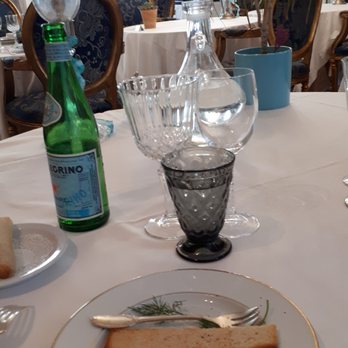 Le 1837 Victor Hugo Restaurant - French Near Me - Ault, 80