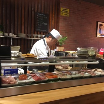 Aki Sushi - Sushi Bar - Sushi Bars Near Me - Kennewick, Washington