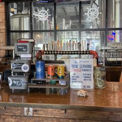 Port Orleans Brewing - The Bar