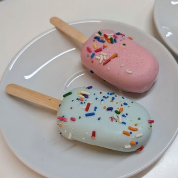 Sweet Reserve - Cake popsicle - Bakeries Near Me - Lombard, Illinois Sweet Reserve - Cake popsicle - Bakeries Near Me - Lombard, Illinois
