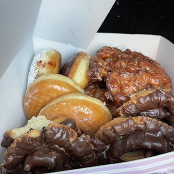 The Jelly Donut - We must have a mouse lol part of that donut is missing a piece it was me! Hehe - Donuts Near Me - Cotati, California