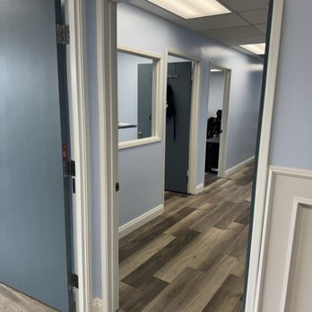 OC Spine Clinic - Hallway to additional treatment rooms - Chiropractors Near Me - Santa Ana, California OC Spine Clinic - Hallway to additional treatment rooms - Chiropractors Near Me - Santa Ana, California