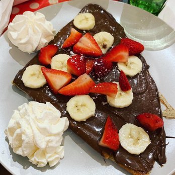 Geppetto Cafe - Nutella Classic.  So good that I could have eaten 2 of these! - Creperies Near Me - Pittsburgh, Pennsylvania