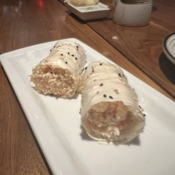 Sushi Roku - Crab hand roll - Sushi Bars Near Me - Manhattan Beach, California