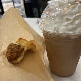 Chicken biscuit, pumpkin spice cakeccino Chicken biscuit, pumpkin spice cakeccino