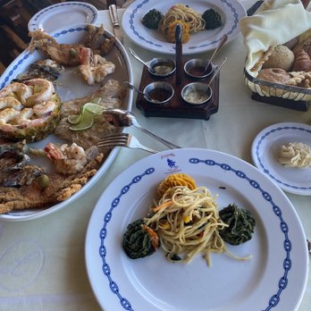 Lorenzillo's - Seafood dish for 2 - Seafood Near Me - Cancún, ROO