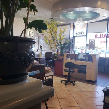 Bien Nails - Inside the nail Salon. - Nail Salons Near Me - Sun City, Arizona Bien Nails - Inside the nail Salon. - Nail Salons Near Me - Sun City, Arizona