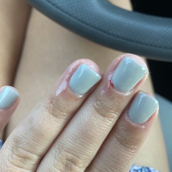 Blooming Nail Bar - Definitely not worth the $35 service - Nail Salons Near Me - Burbank, California