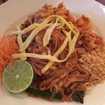 Haiku Asian Bistro - shrimp pad Thai - Sushi Bars Near Me - Bronxville, New York Haiku Asian Bistro - shrimp pad Thai - Sushi Bars Near Me - Bronxville, New York