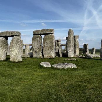 Stonehenge - Landmarks & Historical Buildings Near Me - Amesbury, WIL