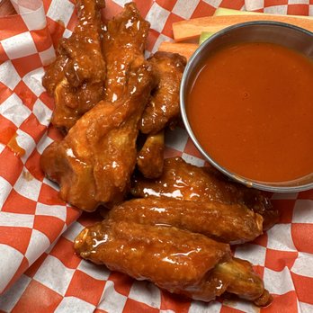 Ollie's Pizza - Wings - Pizza Near Me - High Falls, New York