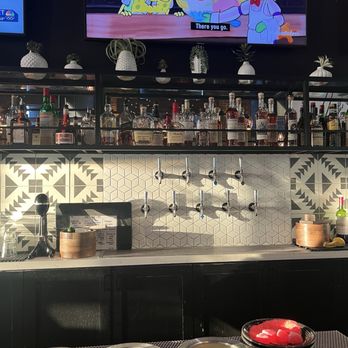 The 18hundred - Bar area - New American Near Me - Bakersfield, California