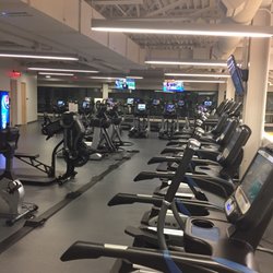 Lenexa Rec Center - The equipment is spaced out so well, and there are a TON of options. I took this pic at 6:30PM on a Thursday.