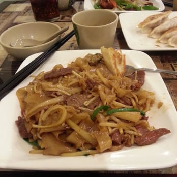 Shanghai Noodle House - Beef chow fun - Shanghainese Near Me - Edison, New Jersey Shanghai Noodle House - Beef chow fun - Shanghainese Near Me - Edison, New Jersey